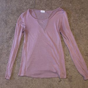 Long sleeve, pink flowy tee